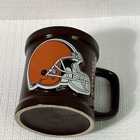 VTG NFL Cleveland Browns 14oz Coffee Mug Ceramic Brown Orange Raised 3-D Helmet - Picture 7 of 12
